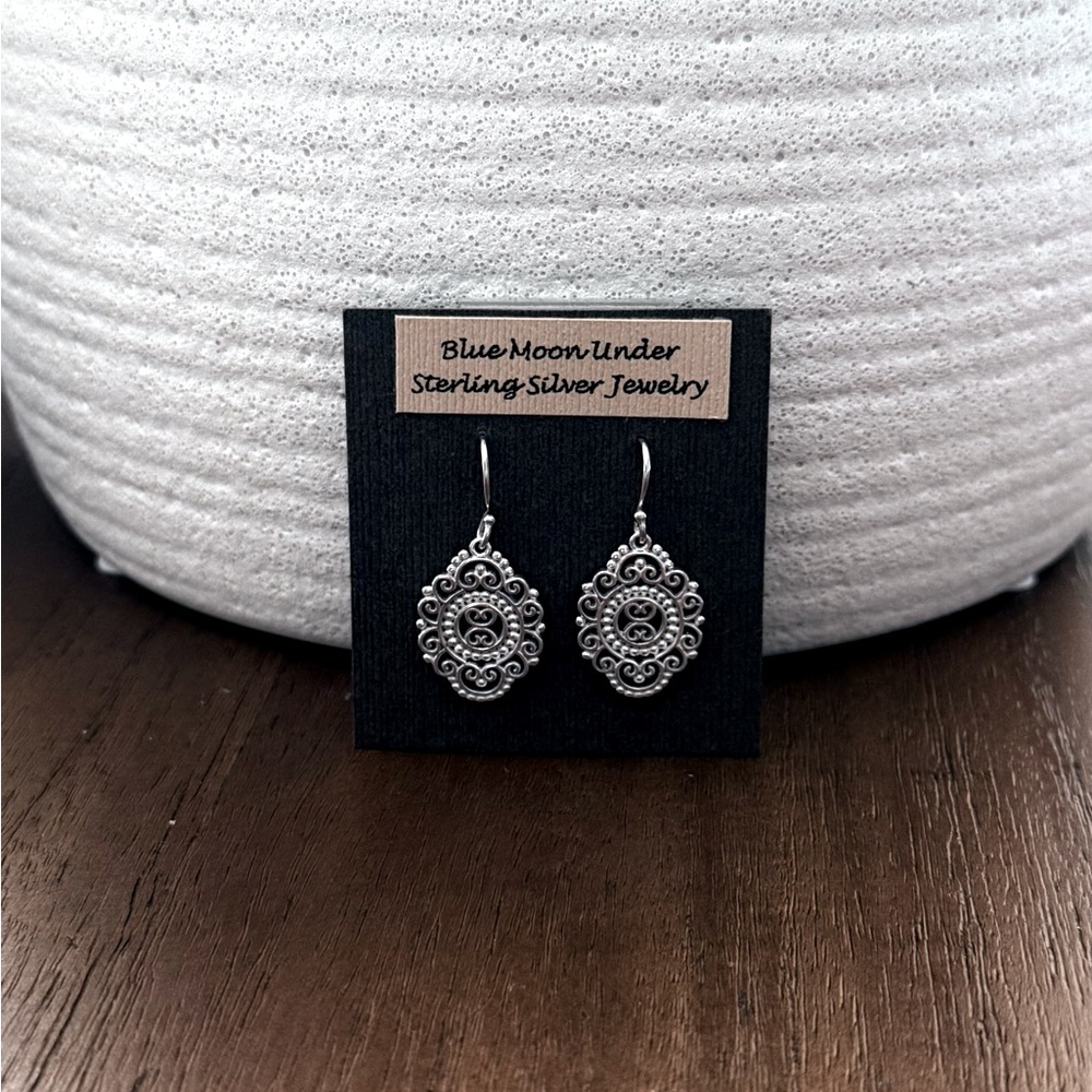 925 Sterling Silver Ornate Dangle Earrings! NEW! - Picture 3 of 4